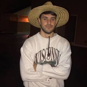 Meet your Posher, Nicholas